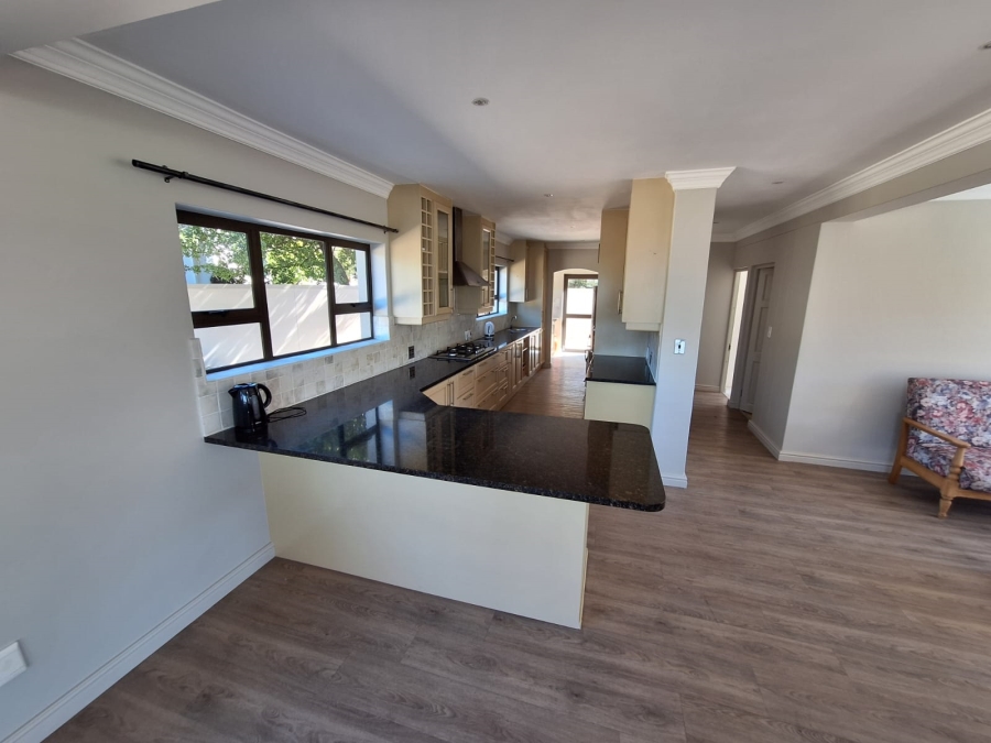 4 Bedroom Property for Sale in Vermont Western Cape